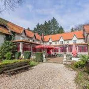 Hostellerie du Lys Lamorlaye, Hotel, Restaurant