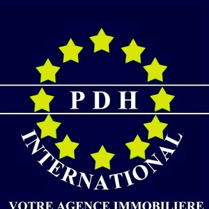 PDH International Vidauban, Agence immobilière