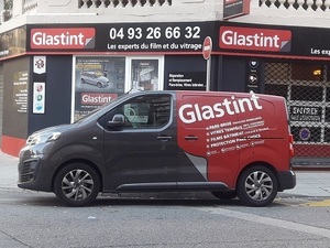 CENTRE GLASTINT NICE Nice, Film solaire, Pare-brise, toits ouvrants (vente, pose, réparation), Stores, Film solaire